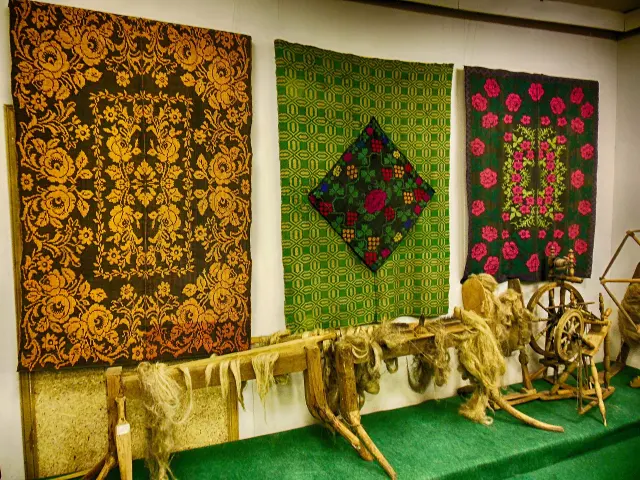 Visit the Literature and Local History Museum in Hudzievičy - Mosty