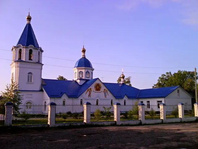 Visit the Church of Cosmas and Damian - Slutsk