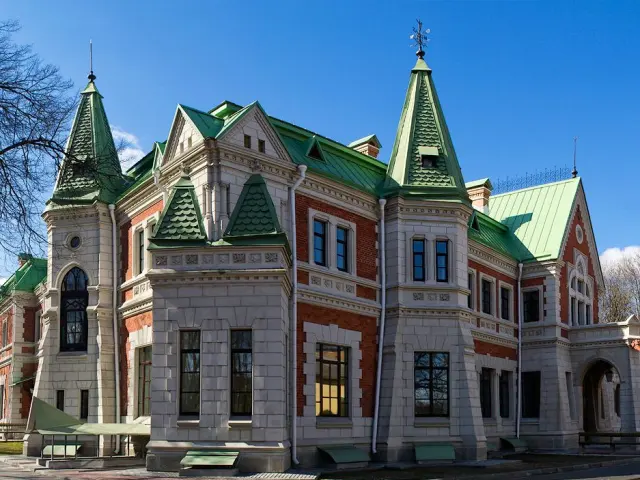 Visit the Krasny Bereg Estate - Zhlobin