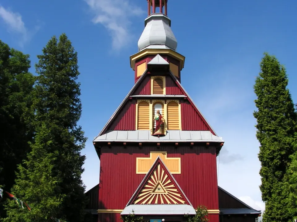 See the Church of the Exaltation of the Holy Cross
