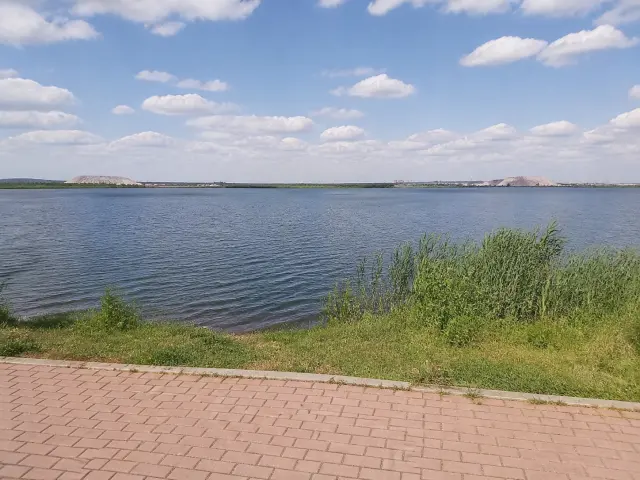Walk along the Salihorsk Reservoir - Salihorsk