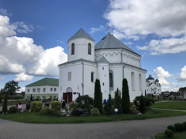 Visit St Michael the Archangel Church - Smarhoń