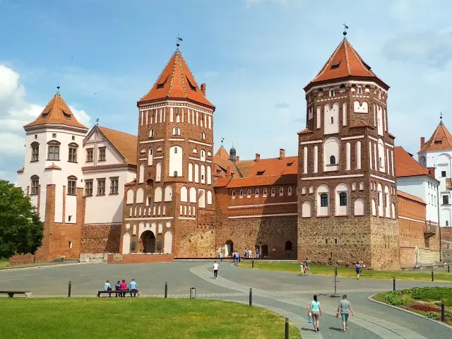Take a trip to Mir Castle - Stowbtsy