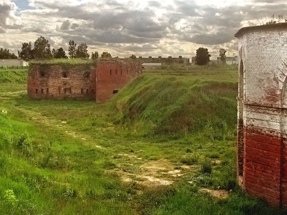 Take a Trip to Bobruisk Fortress
