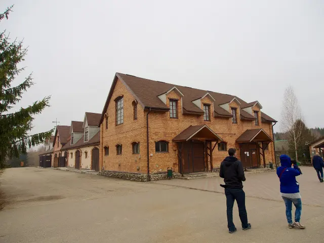 See traditional crafts at Dudutki - Minsk