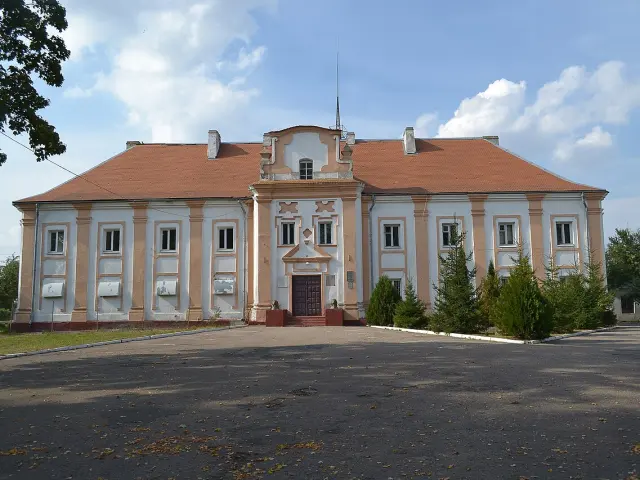 Visit the Convent of the All-Merciful Saviour in Kobryn - Kobryn