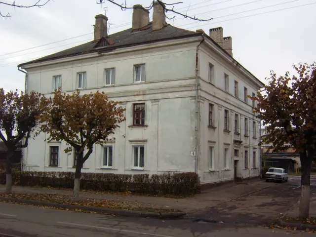 See the former synagogue building in Baranavichy - Baranovichi