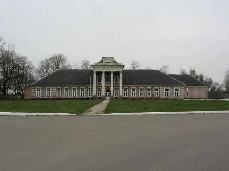 Take a trip to the Suchodolski Manor