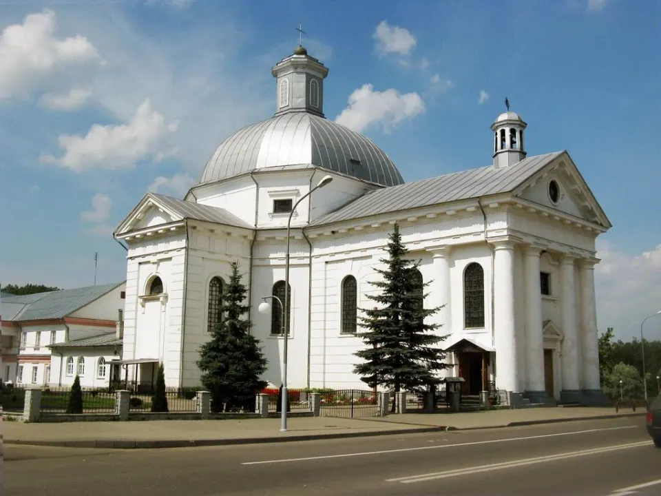 Visit the Church of St Teresa of Ávila