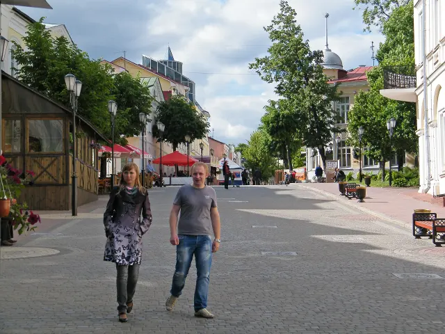 Walk the pedestrian centre along Suvorova and Tolstogo streets - Vitebsk