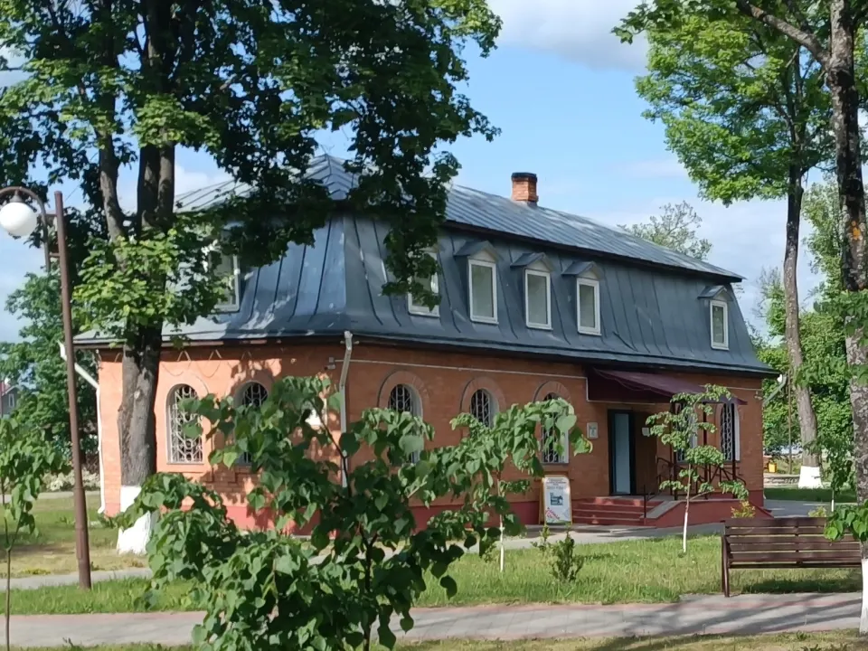 Visit the Pietrykaŭ Local History Museum
