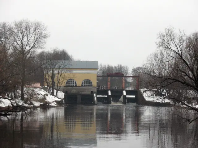 See the Lepel Hydroelectric Plant - Lyepyel’