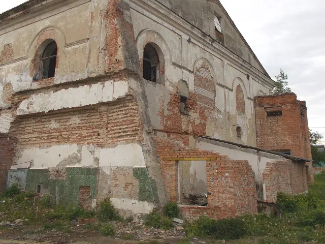 See the former Great Synagogue of Kobryn - Kobryn