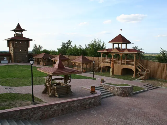 Visit Mazyr Castle - Kalinkavichy