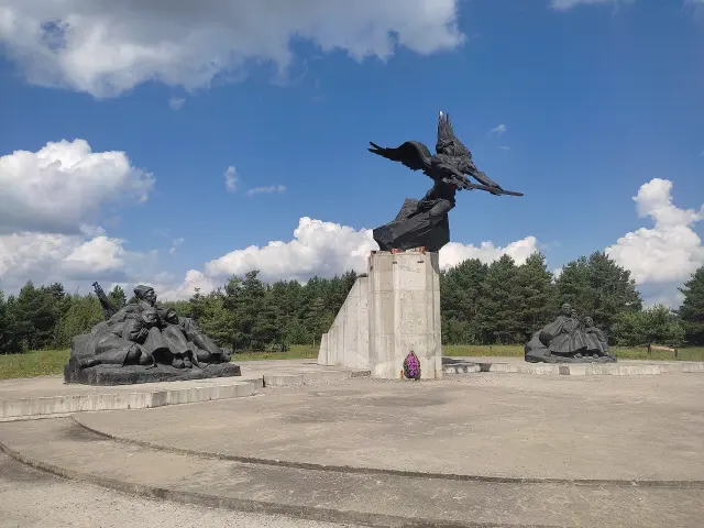 Visit Smarhon's First World War Memorial - Smarhoń